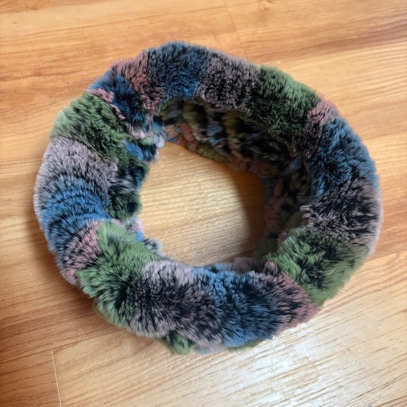 Rex Rabbit Fur Headband/Headscarf - Picture 3 of 5